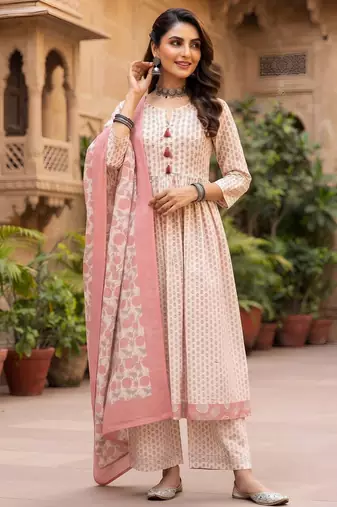 Off white floral printed cotton kurta set