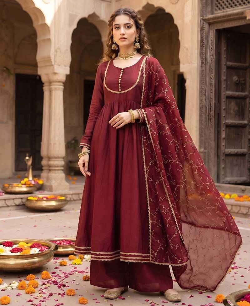 Maroon hand embroidered silk blend kurta set