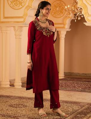 Maroon hand embroidered mul chanderi 3 piece suit set 3