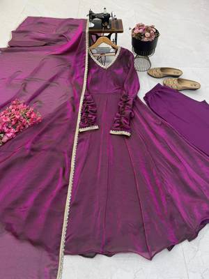 Purple silk blend lace flared gown set 2