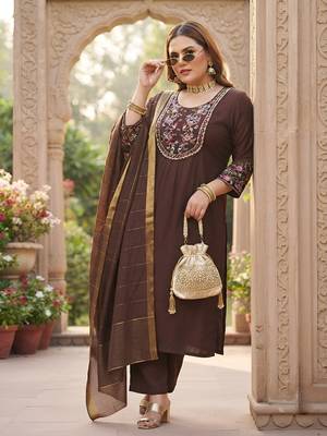Brown hand embroidered chanderi silk kurta set 4