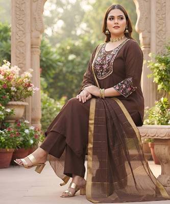 Brown hand embroidered chanderi silk kurta set 5