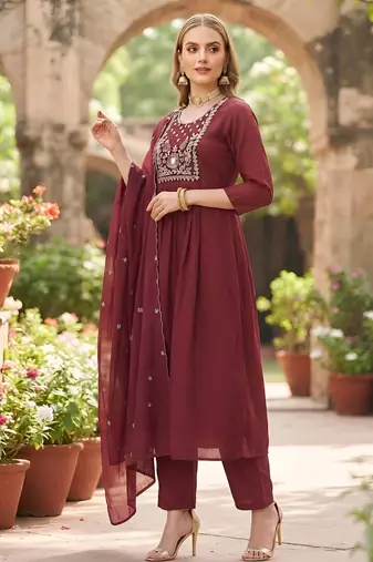 Maroon hand embroidered silk blend kurta set