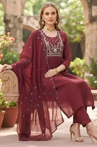 Maroon hand embroidered silk blend kurta set