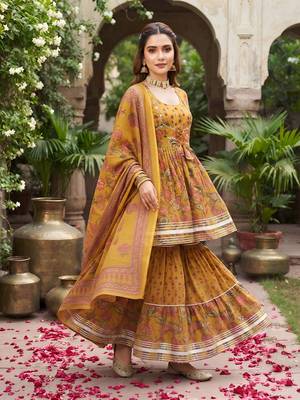 Mustard floral printed cotton kurta set 4