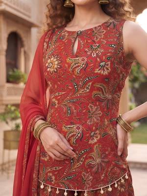 Red floral printed cotton kurta set 5