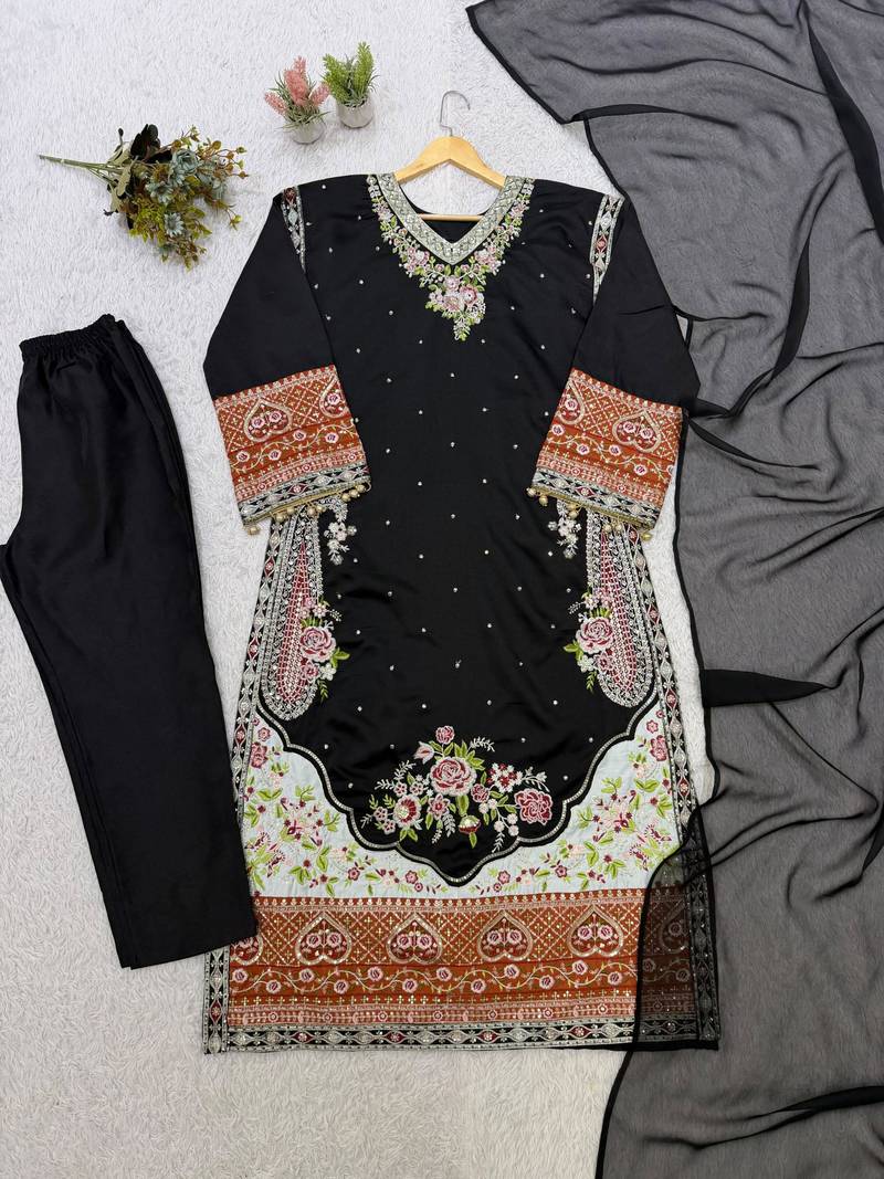 Black silk blend embroidered kurta set