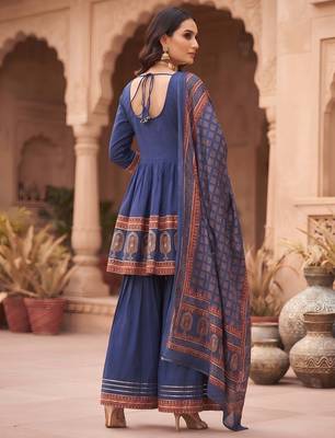 Blue floral printed cotton kurta set 2