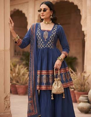 Blue floral printed cotton kurta set 4