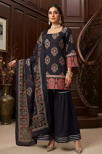 Black floral printed cotton kurta set