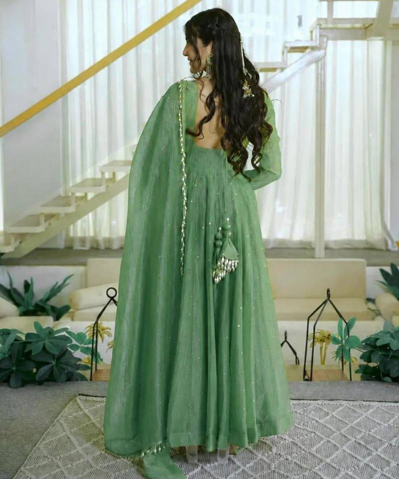 Green silk blend plain flared gown set