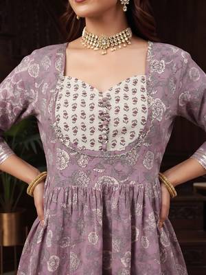 Lavender floral printed cotton kurta set 4