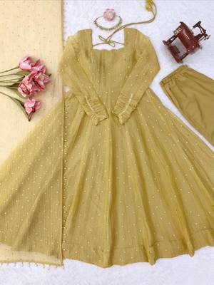 Yellow silk blend plain flared gown set 4