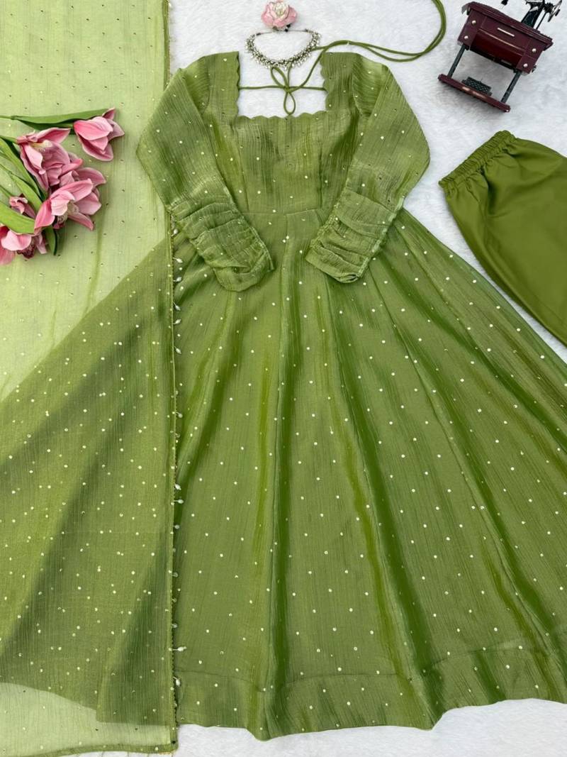 Green silk blend plain flared gown set