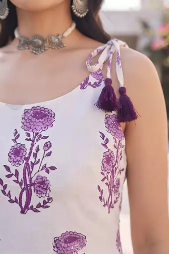 White floral printed cotton kurta set