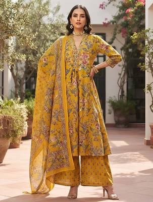 Yellow floral printed cotton kurta set 3