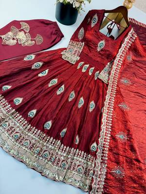 Maroon silk blend embroidered flared gown set 4