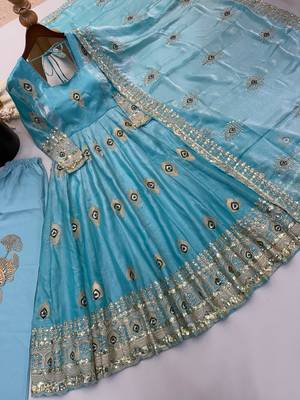 Sky-blue silk blend embroidered flared gown set 5