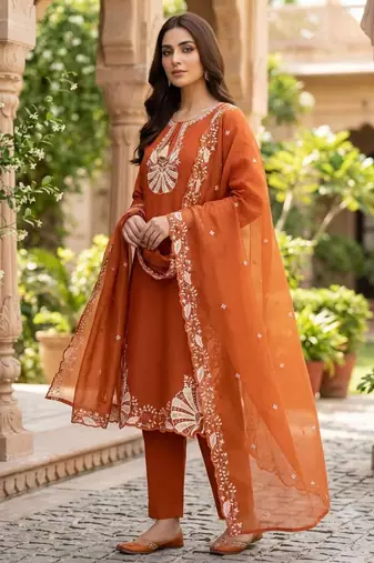 Orange silk blend embroidered kurta set