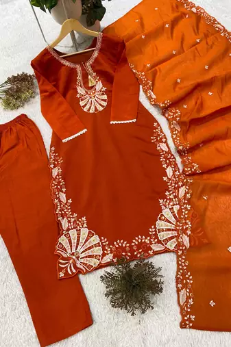 Orange silk blend embroidered kurta set