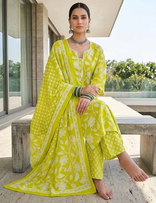Green floral printed cotton kurta set 4