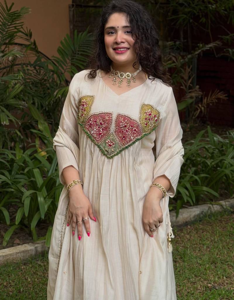 Cream chanderi embroidered kurta set