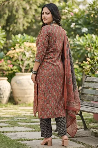 Maroon floral printed cotton kurta set