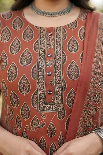 Maroon floral printed cotton kurta set