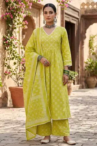 Green floral printed cotton kurta set
