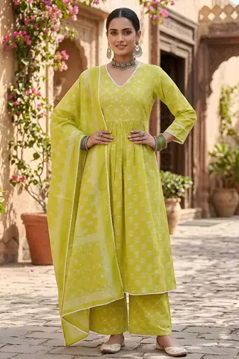 Green floral printed cotton kurta set