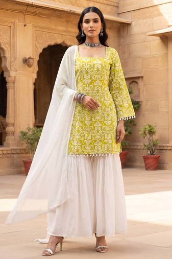 Green floral printed cotton kurta set