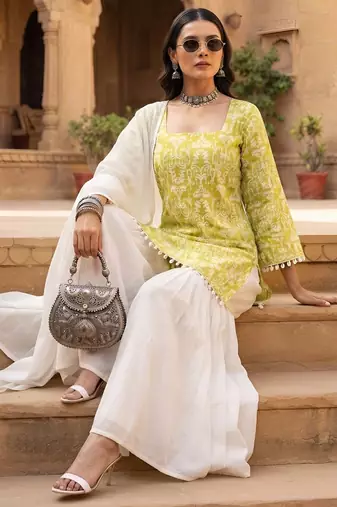 Green floral printed cotton kurta set