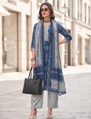Blue floral printed cotton kurta set 4