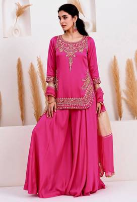 Pink crepe embroidered palazzo set 2
