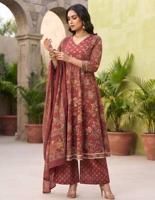 Burgundy floral printed cotton kurta set 3