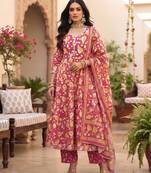 Pink floral printed cotton kurta set