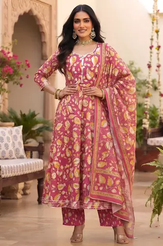 Pink floral printed cotton kurta set