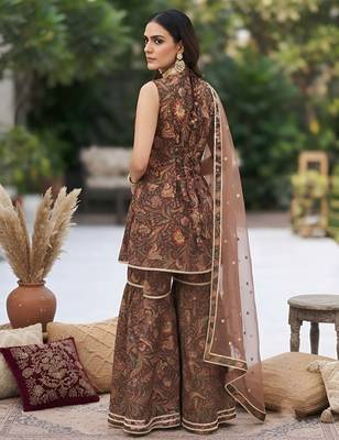 Brown floral printed cotton kurta set 2