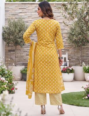 Yellow floral printed cotton kurta set 2