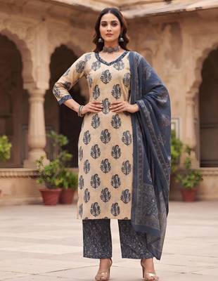 Beige floral printed cotton kurta set 3