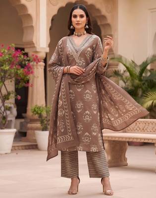 Brown floral printed cotton kurta set 3