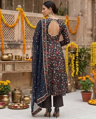 Black floral printed cotton kurta set 2