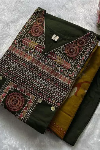 Green cotton embroidered thread work ethnic kurta set with dupatta