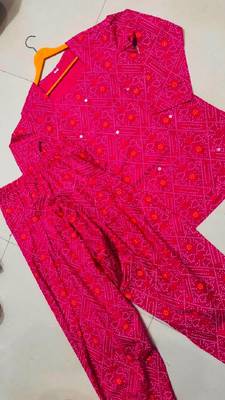 Pink cotton printde bandhej ethnic kurta set with dupatta 3