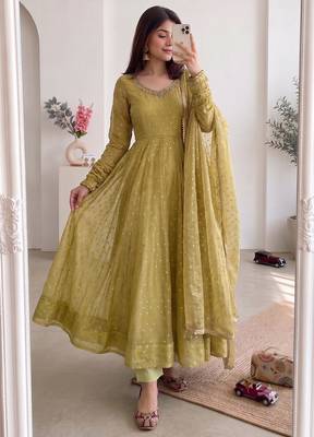 Women green polka dot anarkali suit with solid trouser pant & border dupatta 1