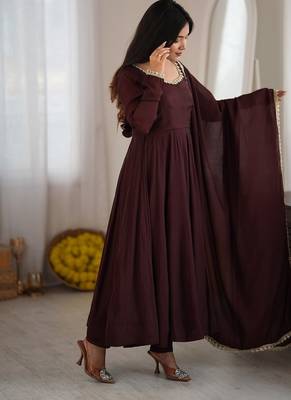 Fancy brown full flared anarkali kurta pant set with lace dupatta for girls & women 3