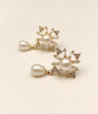 Certified natural freshwater pearls jewellery pearl drop earrings with cz snowflake stud, gold tone 3