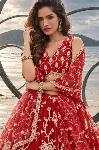 RED NET THREAD WITH ZARI AND SEQUINCE WORK FESTIVE LEHENGA CHOLI SET FOR WOMEN'S