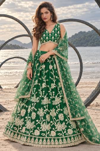 GREEN NET THREAD WITH ZARI AND SEQUINCE WORK FESTIVE LEHENGA CHOLI SET FOR WOMEN'S