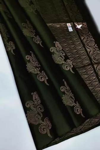 Dark green silk blend jacuard work festival saree with unstitched blouse piece